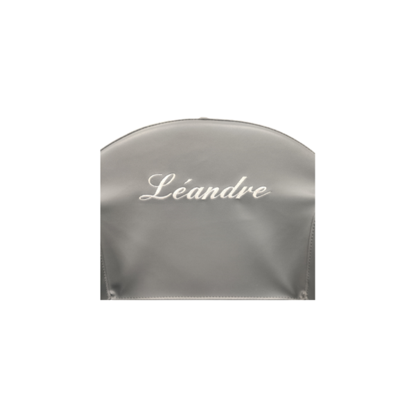 FAUTEUIL CLUB  MOUSSE ENFANT AVEC BRODERIE HT ASSISE 28 CM – Image 2